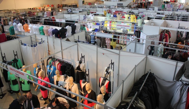 Peste 240 de producători și comercianți, la Tinimtex - tinimtex40-1379414497.jpg