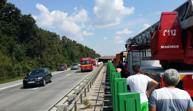 ACCIDENT PE AUTOSTRADA SOARELUI. TRAFICUL ESTE BLOCAT - tir1-1472899596.jpg