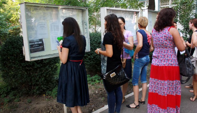 Profesori de nota 1  la Titularizare la Constanța - titularizare20-1375710161.jpg