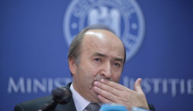 Moțiunea simplă împotriva ministrului Justiției a fost RESPINSĂ de deputați - toader-1540982916.jpg