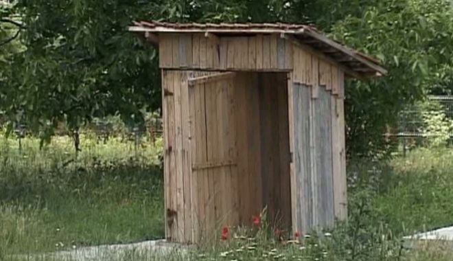 Moarte cumplită pentru o femeie după ce a căzut într-o hazna