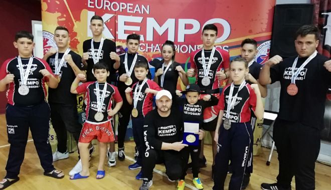 Tolbă plină de medalii pentru CS Năvodari, la kempo - tolba-1540917793.jpg