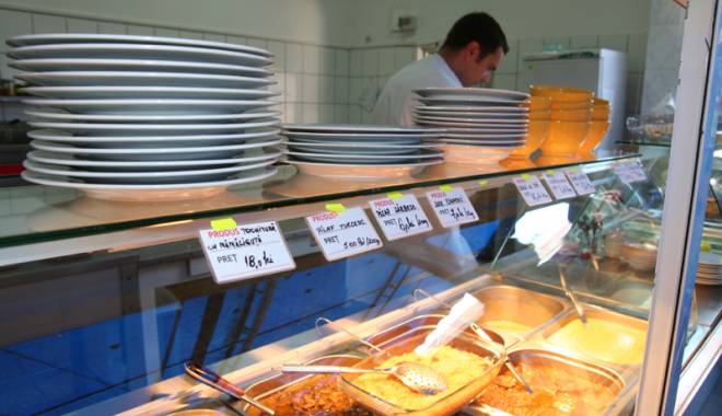 Tone de carne  și pește,  confiscate  din magazinele constănțene. Amenzi usturătoare! - tonedecarne-1451916658.jpg