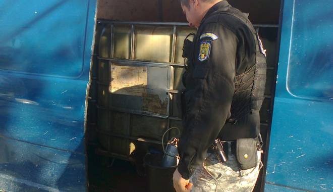 Tone de motorină de contrabandă, confiscate în portul Constanța - tonedemotorinaconfiscate2-1415126691.jpg