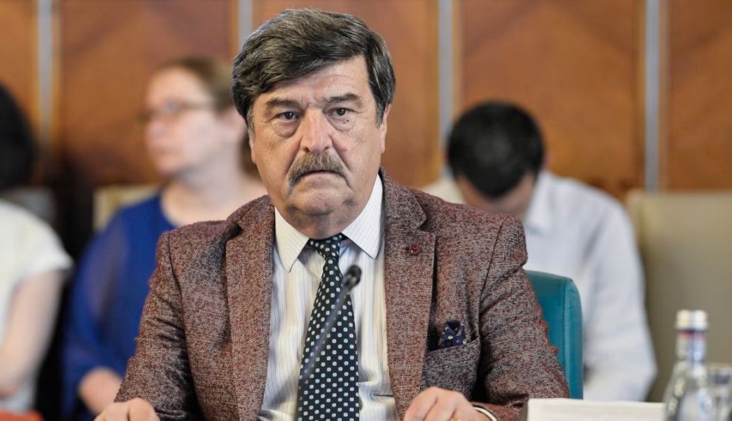 Cetățenii care nu au legături comerciale cu candidații la prezidențiale își pot exprima opțiunea online, fără a fi sancționați