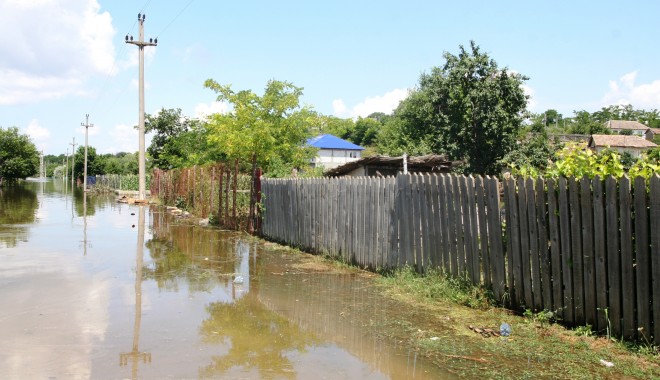 Proiect împotriva inundațiilor în zona Dobrogei - topaluinundatii36-1366205535.jpg