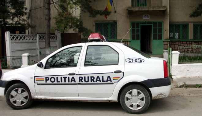 Schimbări majore în Poliția constănțeană! - topalupolitiamasina7-1316103923.jpg
