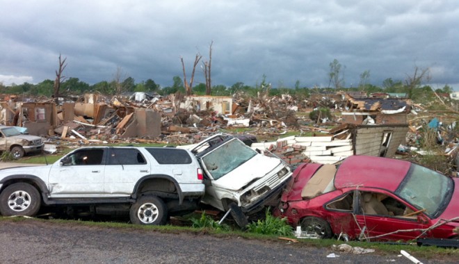 Texas, lovit de o tornadă puternică - tornada-1368796798.jpg
