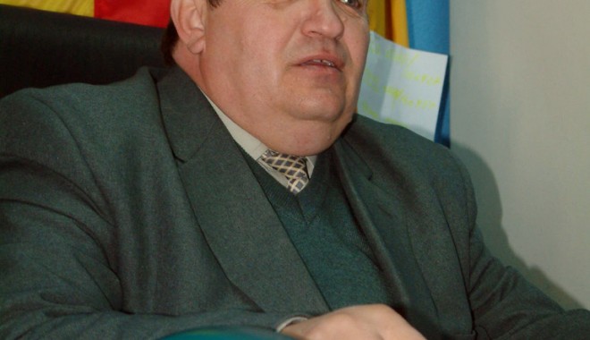 A murit fostul primar de la Tortoman, Gheorghe Panait - tortomanprimarieprimarpanait1-1369929669.jpg