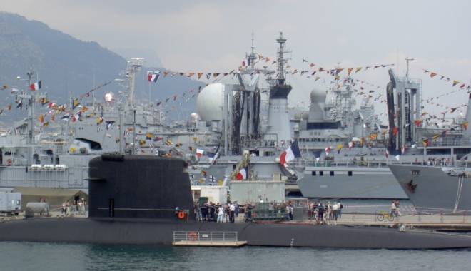 Franța: Jihadist arestat după ce a vrut să atace cea mai mare bază a Marinei franceze - toulon-1447227780.jpg