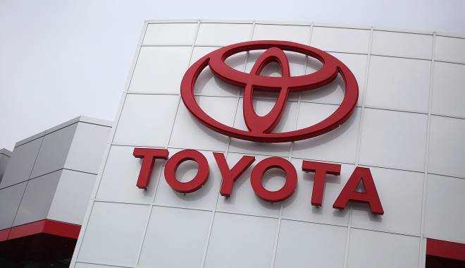 Toyota cheamă în service 1,5 milioane de mașini - toyota-1448551947.jpg