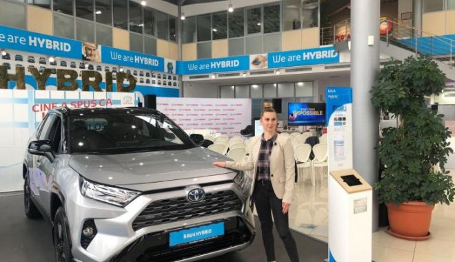 Toyota Rav4 hybrid, mașina pe care o vor lua medaliații români cu aur la JO Tokyo 2020 - toyota52458900-1555408625.jpg