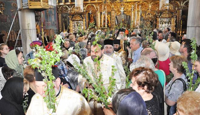 Tradiții de Florii, în Dobrogea - traditiideflorii26-1428084002.jpg