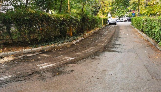 Trafic rutier îngreunat în zona Dacia. Se lucrează la reabilitarea carosabilului - trafic-1634547501.jpg