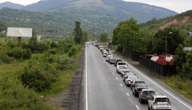 Aglomeraţie pe Valea Prahovei, pe sensul spre Capitală! Rutele alternative recomadate de Poliţie