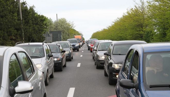 Cum se circulă, în această dimineaţă, pe principalele drumuri din România