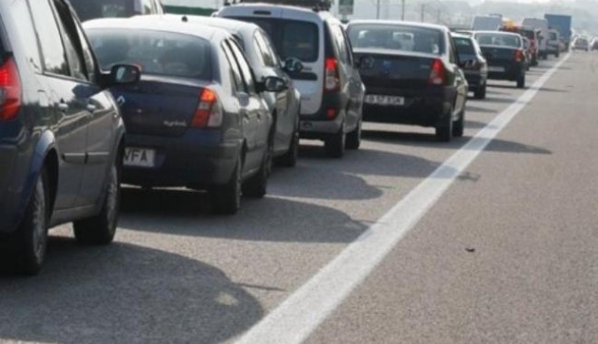 Ce trebuie să știți când circulați în Agigea - traficaglomeratde1maicoloanedeki-1377160573.jpg
