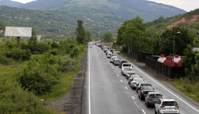 Trafic intens pe raza staţiunilor de pe Valea Prahovei - traficintensvaleaprahoveicircula-1641121268.jpg
