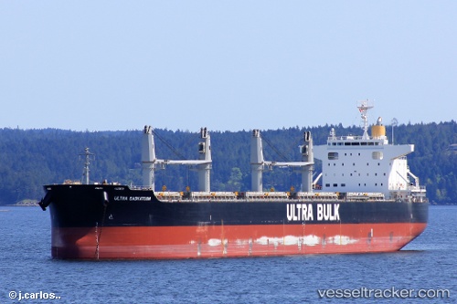 32 de nave sub operare, în porturile maritime - traficportuar12082018-1534076015.jpg