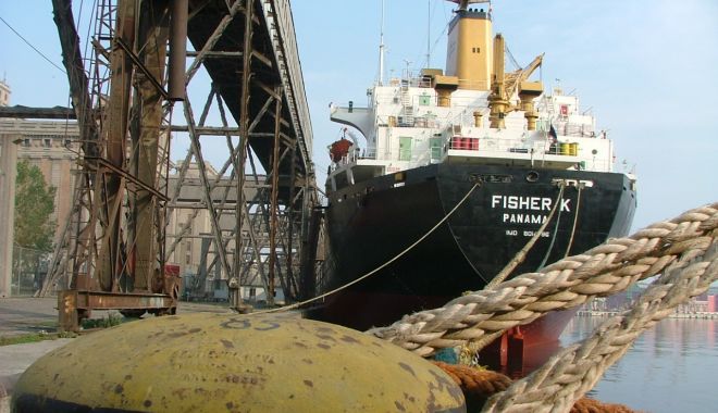 46 de nave se află în operare, în porturile maritime