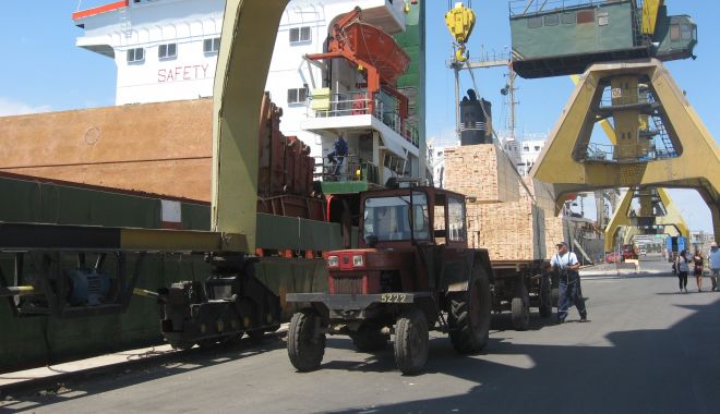 50 de nave se află în operare, în porturile maritime - traficportuar29092022-1664467686.JPG