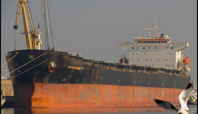 22 de nave sub operare, în porturile maritime - traficportuar3052020-1588503823.jpg