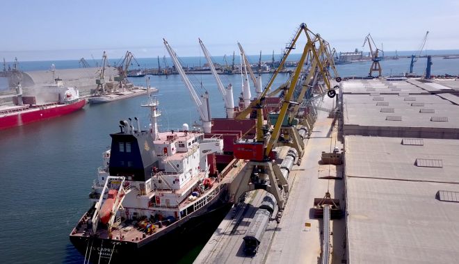 38 de nave se află în operare, în porturile maritime - traficportuar7022022-1644252243.jpg