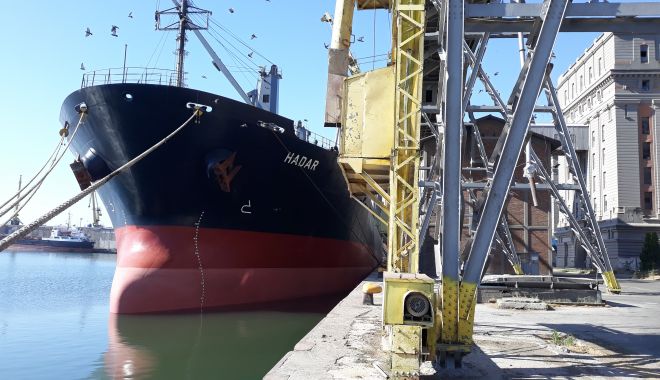 51 de nave se află în operare, în porturile maritime - traficportuar7072022-1657206721.jpg