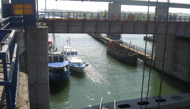 Trafic record pe canalele navigabile - traficrecord-1422965086.jpg
