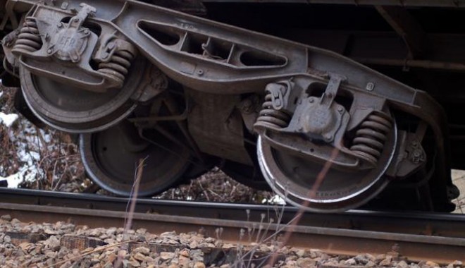 Accident soldat cu morți și răniți, după deraierea unui tren - trafictren-1391871151.jpg