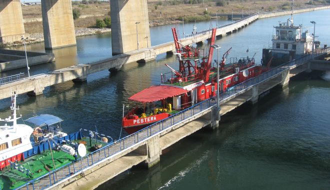 Seceta și lipsa irigațiilor din agricultura românească afectează traficul de mărfuri pe Canalul Dunăre – Marea Neagră - traficulcanalelenavigabile1-1599660714.jpg