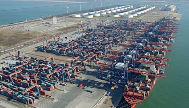 Traficul de containere în porturile europene  a crescut cu aproape 14% - traficuldecontainere-1502292564.jpg