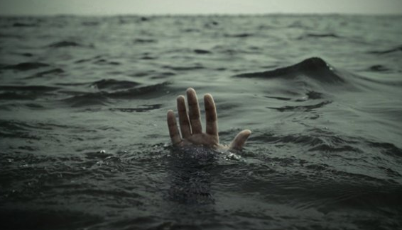 Tragedie. Un copil de 14 ani s-a înecat în timp ce era cu prietenii la scăldat - tragedie-1560802117.jpg