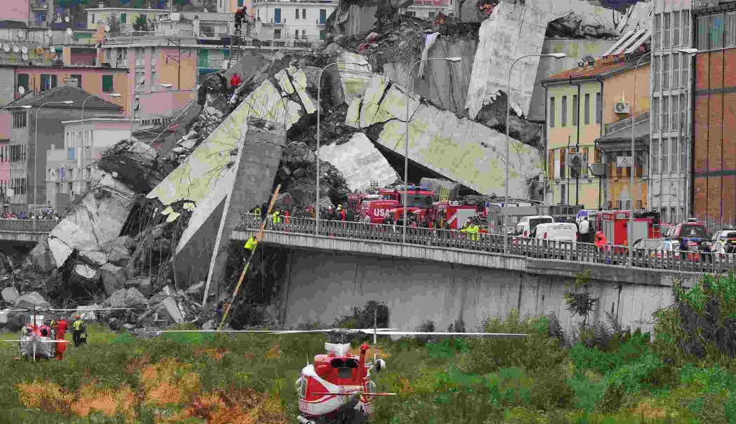 Verdict în dosarul prăbușirii Podului Morandi. Tragedia a ucis 43 de oameni, între care doi români - tragedie-1784211822.webp