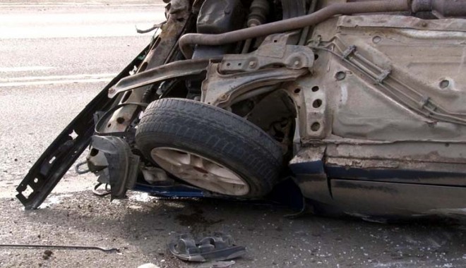 Tragedie rutieră! Un bărbat a murit, iar altul se zbate între viață și moarte - tragedierutieraunmortunranitgrav-1412100068.jpg