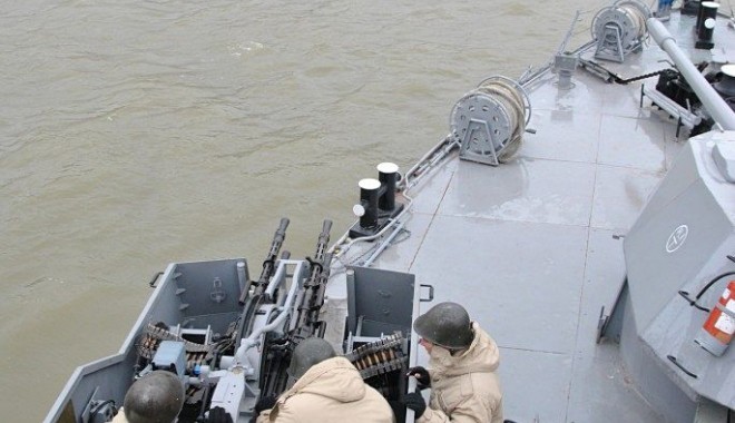 Trageri de instrucție ale navelor fluviale - trageriinstructie2-1364483899.jpg