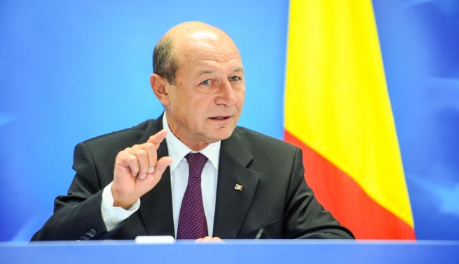 Traian Băsescu a promulgat majorarea salariilor primarilor - traianbasescu-1395159725.jpg