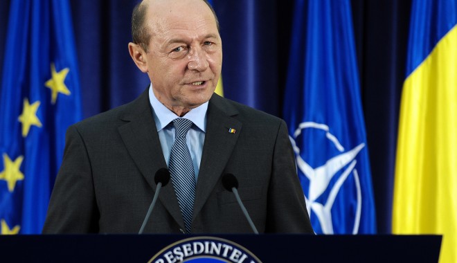Băsescu: CSAT a aprobat prezența aeronavelor de luptă ale NATO pe aeroporturile din România - traianbasescu-1409761402.jpg