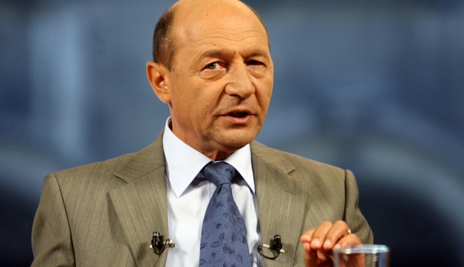 Traian Băsescu: Repunerea în funcție a directorilor școlari care au picat concursul, o ticăloșie - traianbasescu-1483979149.jpg
