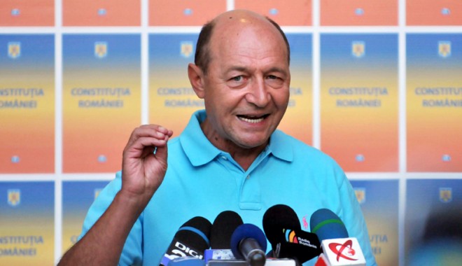 Președintele suspendat, Traian Băsescu, la mâna românilor - traianbasescu1-1343420266.jpg