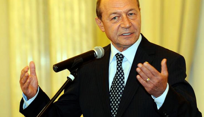 Traian Băsescu: 