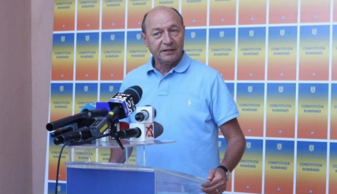 Traian Băsescu: Guvernul Ponta este într-o oareșcare belea - traianbasescudeclaratii18663400-1344185656.jpg