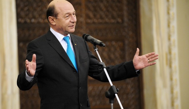 Traian Băsescu: 