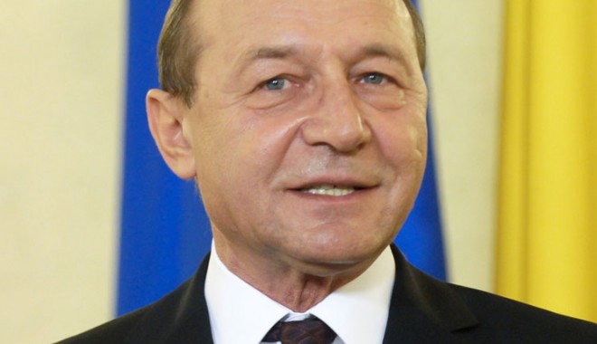 Traian Băsescu: Regret profund trecerea în neființă a lui Radu Vasile - traianbsescu-1372843760.jpg