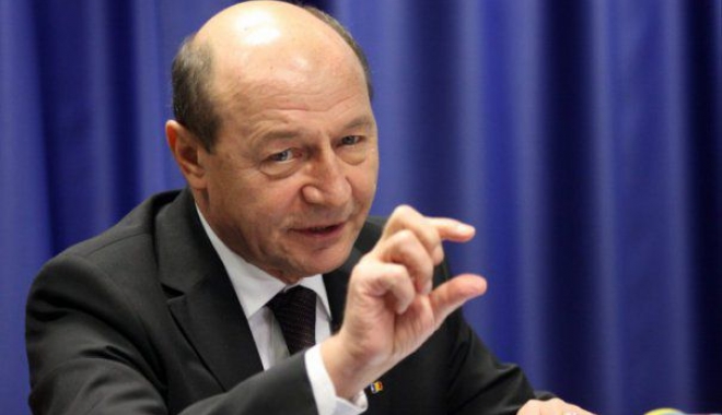 Traian Băsescu cere boicotarea unui lanț de benzinării - traianbsescu-1504957738.jpg