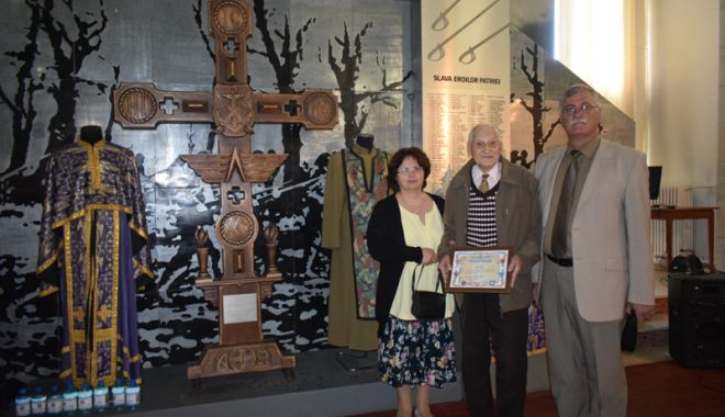 Traian Petcu a donat o troiță Muzeului Militar Național 