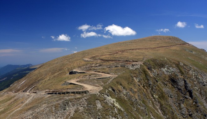 Restricții de circulație pe Transalpina - transalpina-1344538469.jpg
