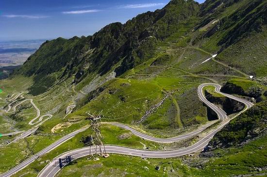 Aveți drum pe Transalpina? Trebuie să știți asta - transalpina1-1435659680.jpg
