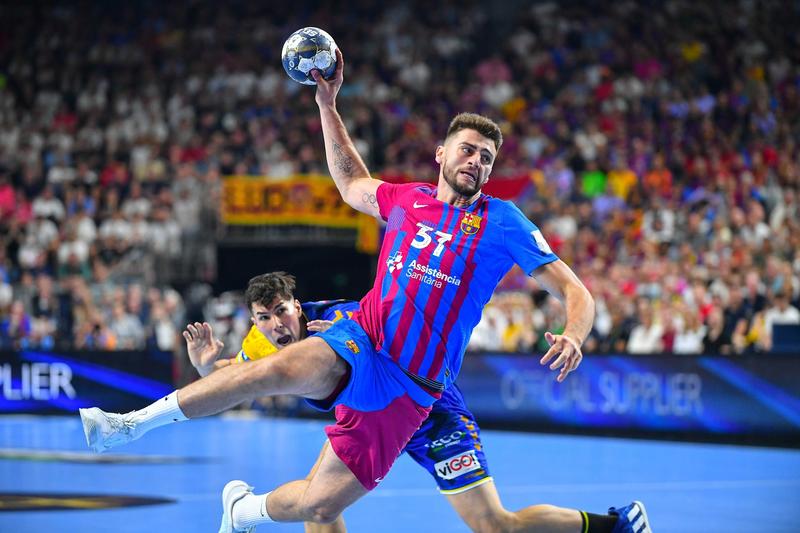 Echipa de handbal CS Dinamo a anunţat un nou transfer pentru sezonul viitor - transfer-dinamo-1715087442.jpg