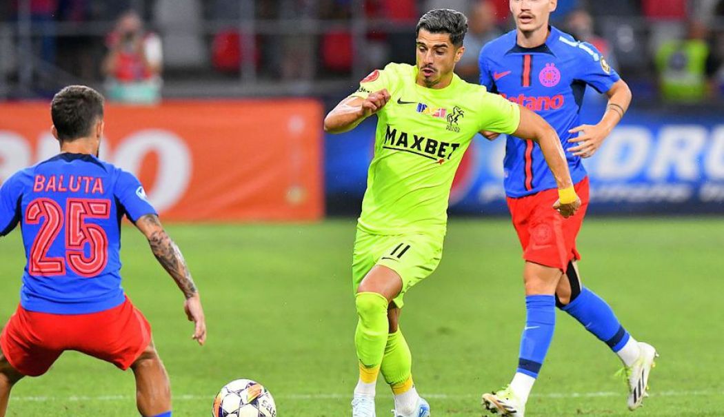 Valentin Gheorghe s-a transferat la Petrolul Ploieşti - transfer-petrolul-1738314188.jpg